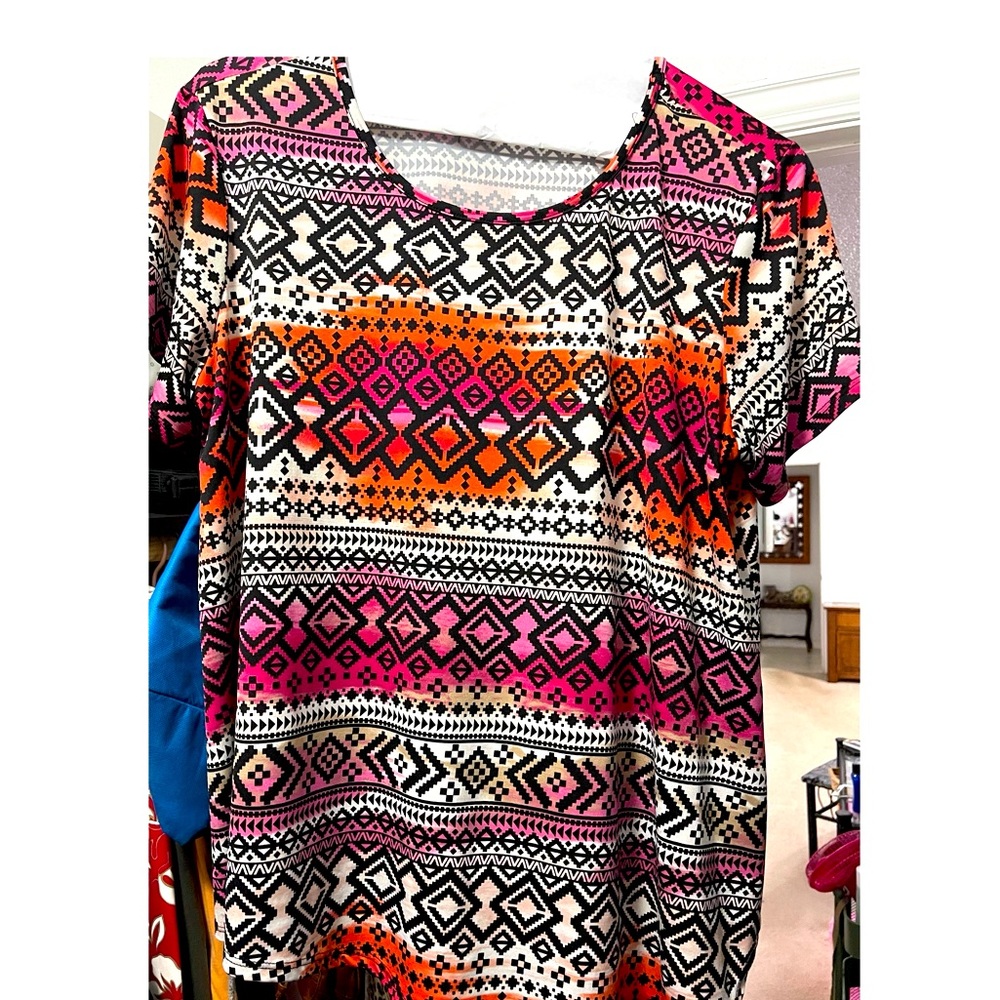 Fun Comfy short Sleeve Blouse